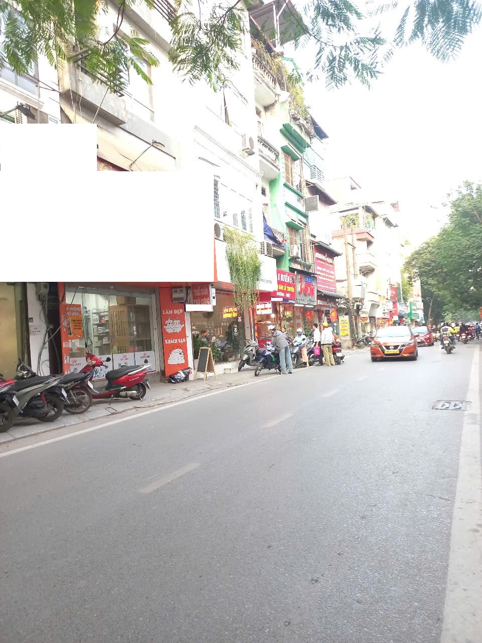 Bán nhà Mặt Phố Đội Cấn, Phố tấp nập, 20m2 , nhỉnh 10 tỷ